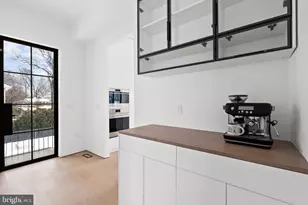 6621 Haycock Rd, Falls Church, VA 22043 - Photo 17