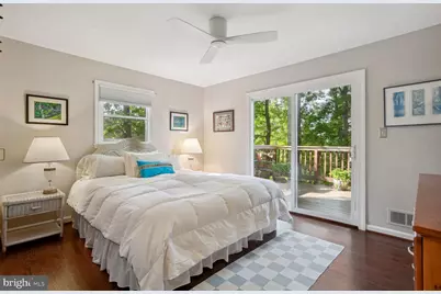 6542 Hitt Avenue, McLean, VA 22101 - Photo 13