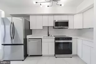 1808 Old Meadow Rd, McLean, VA 22102 - Photo 15