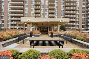 1808 Old Meadow Rd, McLean, VA 22102 - Photo 5