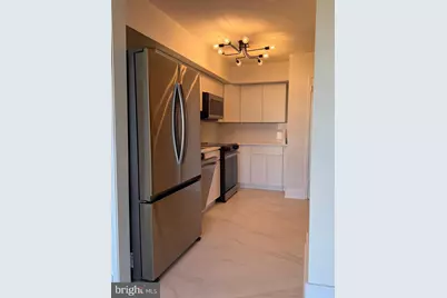 1808 Old Meadow Road #1201, McLean, VA 22102 - Photo 5