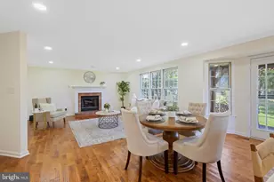 14216 Hartwood Ct, Centreville, VA 20121 - Photo 11