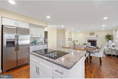 14216 Hartwood Court, Centreville, VA 20121 - Photo 7