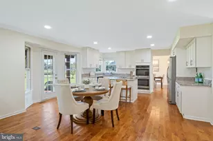 14216 Hartwood Ct, Centreville, VA 20121 - Photo 5