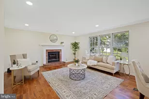 14216 Hartwood Ct, Centreville, VA 20121 - Photo 9