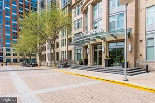 8220 Crestwood Heights Dr, McLean, VA 22102 - Photo 3