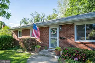 6714 Ruskin St, Springfield, VA 22150 - Photo 7