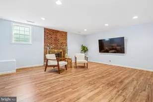 8826 Surveyors Pl, Springfield, VA 22152 - Photo 5