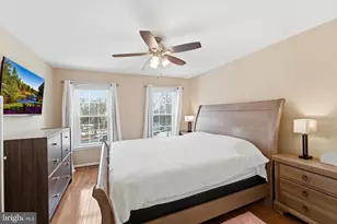 13961 Water Pond Ct, Centreville, VA 20121 - Photo 17