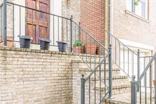 3935 Barcroft Mews Ct, Falls Church, VA 22041 - Photo 3