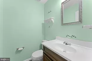 5504 Teak Ct, Alexandria, VA 22309 - Photo 25