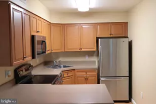 7907 Gambrill Ct, Springfield, VA 22153 - Photo 23