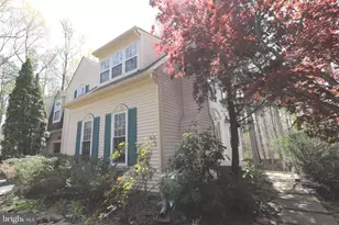 7907 Gambrill Ct, Springfield, VA 22153 - Photo 3