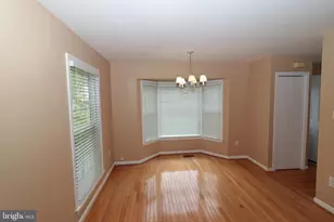 7907 Gambrill Ct, Springfield, VA 22153 - Photo 25