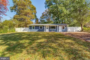 4220 Fairglen Dr, Alexandria, VA 22309 - Photo 1