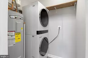 4220 Fairglen Dr, Alexandria, VA 22309 - Photo 17