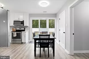 4220 Fairglen Dr, Alexandria, VA 22309 - Photo 11