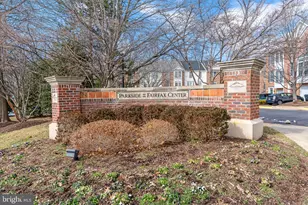 4176 Lower Park Dr, Fairfax, VA 22030 - Photo 7