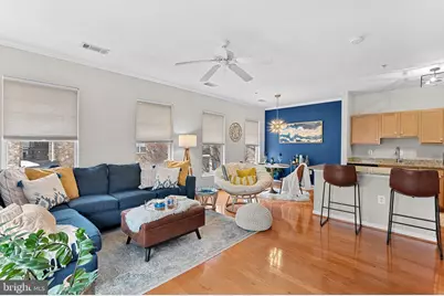 5114 Travis Edward Way #T, Centreville, VA 20120 - Photo 7