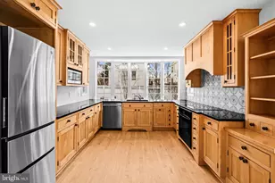 6909 Chelsea Rd, McLean, VA 22101 - Photo 9