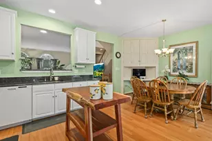 7310 Old Pohick Way, Lorton, VA 22079 - Photo 11