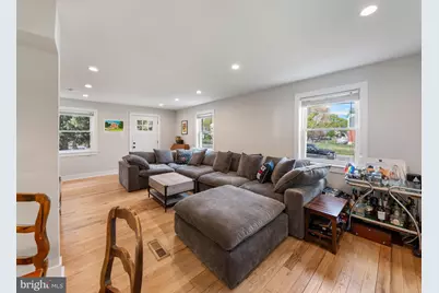 2042 Arlington Terrace, Alexandria, VA 22303 - Photo 5