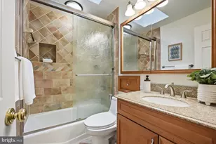 5718 Anola Ct, Springfield, VA 22151 - Photo 29