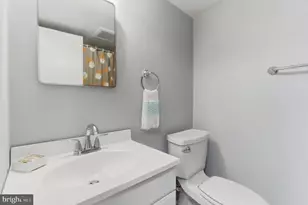 2410 Drexel St, Vienna, VA 22180 - Photo 35