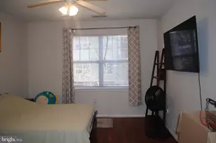 12913 Centre Park Cir, Herndon, VA 20171 - Photo 5