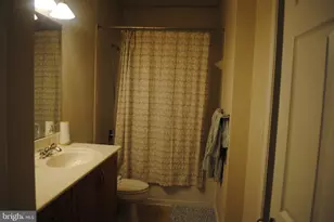 12913 Centre Park Cir, Herndon, VA 20171 - Photo 7