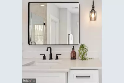 1022 Hillcrest Drive SW, Vienna, VA 22180 - Photo 43