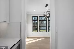 1022 Hillcrest Dr SW, Vienna, VA 22180 - Photo 87