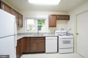 5512 Ferndale St, Springfield, VA 22151 - Photo 9