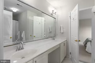 3515 Broadrun Dr, Fairfax, VA 22033 - Photo 25