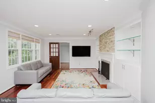 2177 Chain Bridge Rd, Vienna, VA 22182 - Photo 9