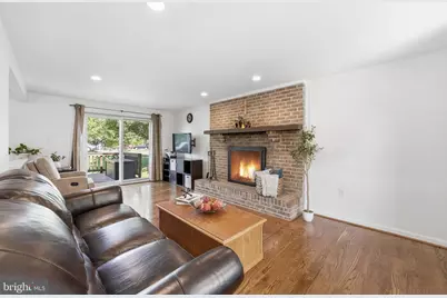 6816 Rock Creek Court, Alexandria, VA 22306 - Photo 13