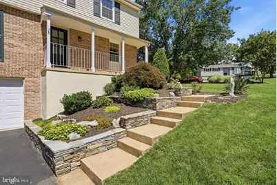 6816 Rock Creek Court, Alexandria, VA 22306 - Photo 3