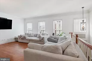 9285 Laurel Ridge Crossing Rd, Lorton, VA 22079 - Photo 7