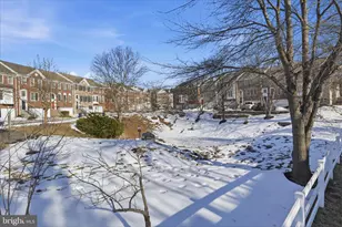 9285 Laurel Ridge Crossing Rd, Lorton, VA 22079 - Photo 33