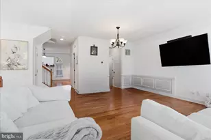 9285 Laurel Ridge Crossing Rd, Lorton, VA 22079 - Photo 9