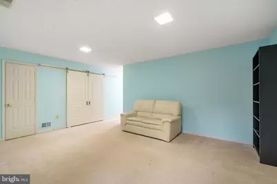 2048 Pieris Court, Vienna, VA 22182 - Photo 25