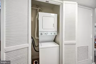 1808 Old Meadow Rd, McLean, VA 22102 - Photo 27