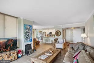 1808 Old Meadow Rd, McLean, VA 22102 - Photo 19