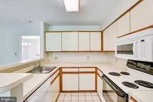 1645 Oak Spring Way, Reston, VA 20190 - Photo 19