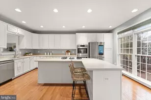 12445 Peaceful Creek Dr, Fairfax, VA 22033 - Photo 21