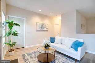 14301 Grape Holly Grove, Centreville, VA 20121 - Photo 9