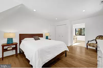 9982 Blackberry Lane, Great Falls, VA 22066 - Photo 21