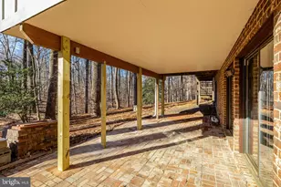 9982 Blackberry Ln, Great Falls, VA 22066 - Photo 39