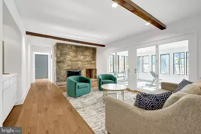 9982 Blackberry Lane, Great Falls, VA 22066 - Photo 11