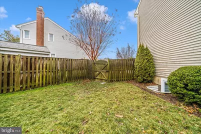 2401 Belle Haven Meadows Court, Alexandria, VA 22306 - Photo 19